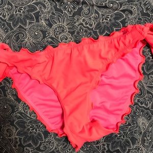 Victoria’s Secret bikini bottoms ruffle scrunched